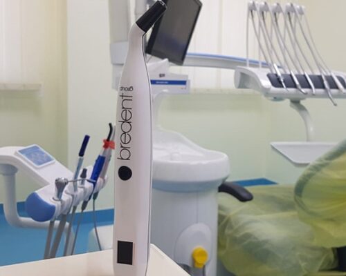 Penguin RFA Bredent – dispozitiv de măsurare a stabilității primare și a osteointegrarii implantului dentar