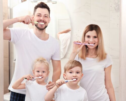 Cum menținem sănătatea dinților în această perioadă?